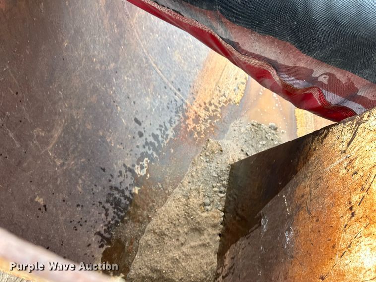 image for item DQ3182 1986 Shop built end dump trailer