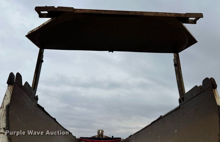 image for item DQ3182 1986 Shop built end dump trailer