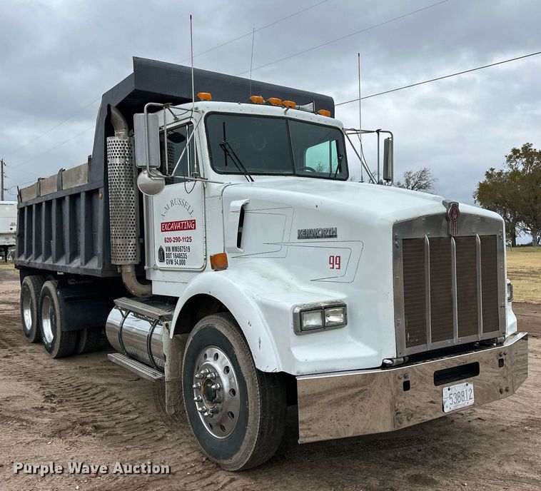 image for item DQ3183 1991 Kenworth T800 dump truck