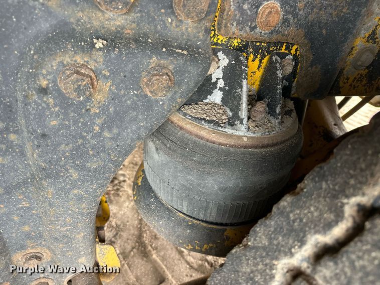 image for item DQ3183 1991 Kenworth T800 dump truck