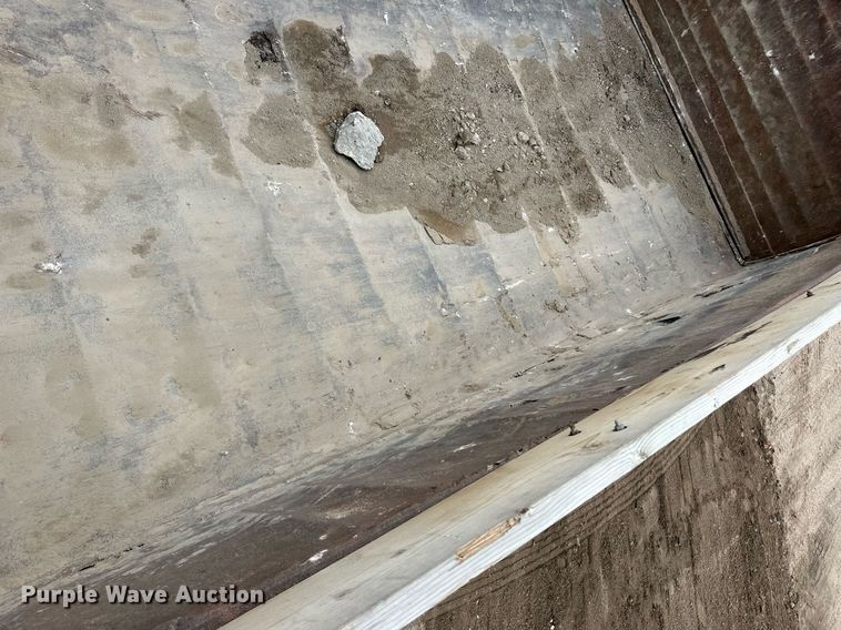 image for item DQ3183 1991 Kenworth T800 dump truck