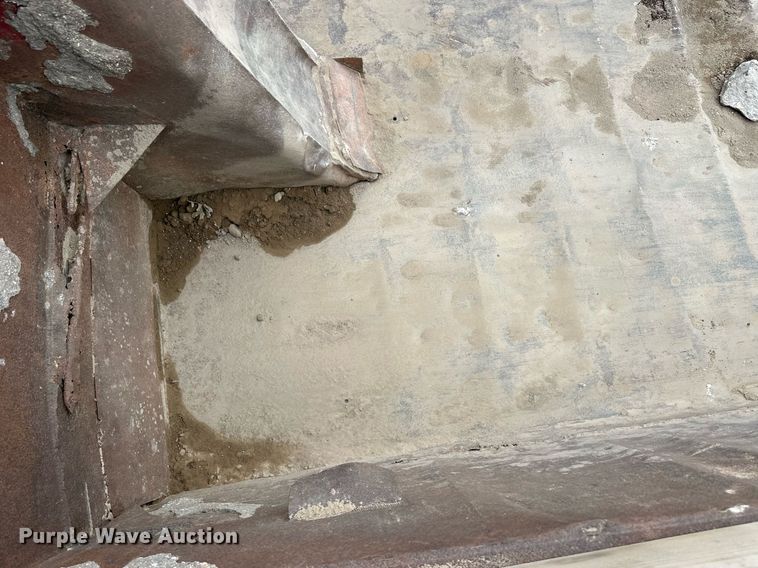 image for item DQ3183 1991 Kenworth T800 dump truck