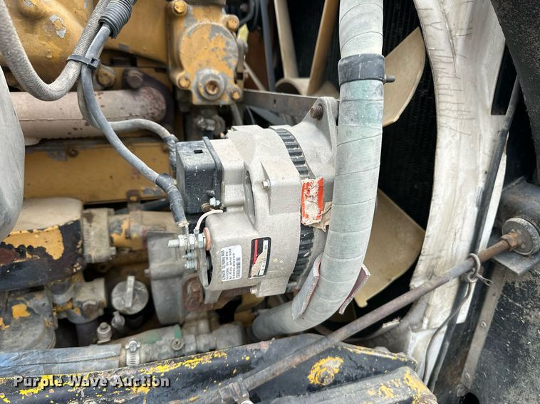 image for item DQ3183 1991 Kenworth T800 dump truck