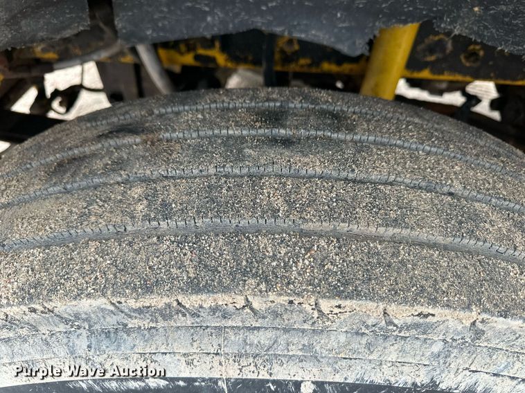 image for item DQ3183 1991 Kenworth T800 dump truck