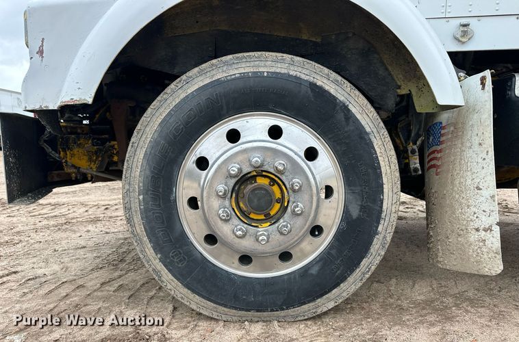 image for item DQ3183 1991 Kenworth T800 dump truck