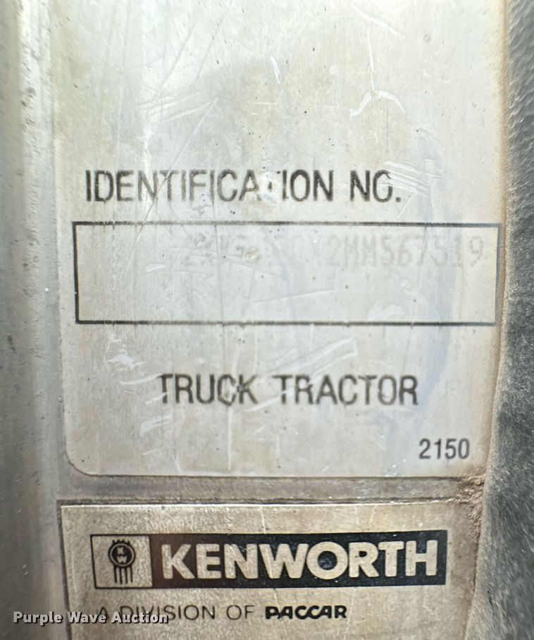 image for item DQ3183 1991 Kenworth T800 dump truck