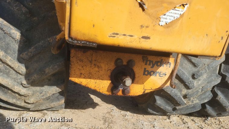 image for item DQ3785 Case Maxi Sneaker Series C vibratory cable plow