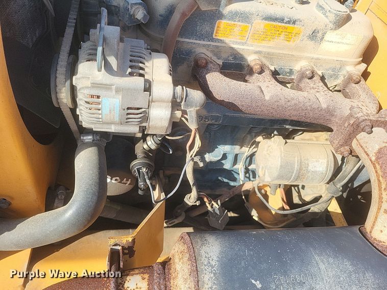 image for item DQ3785 Case Maxi Sneaker Series C vibratory cable plow