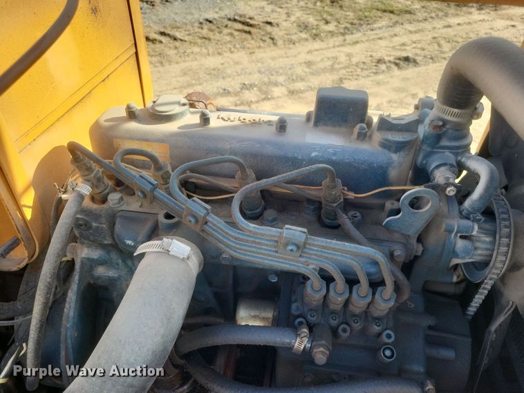 image for item DQ3785 Case Maxi Sneaker Series C vibratory cable plow