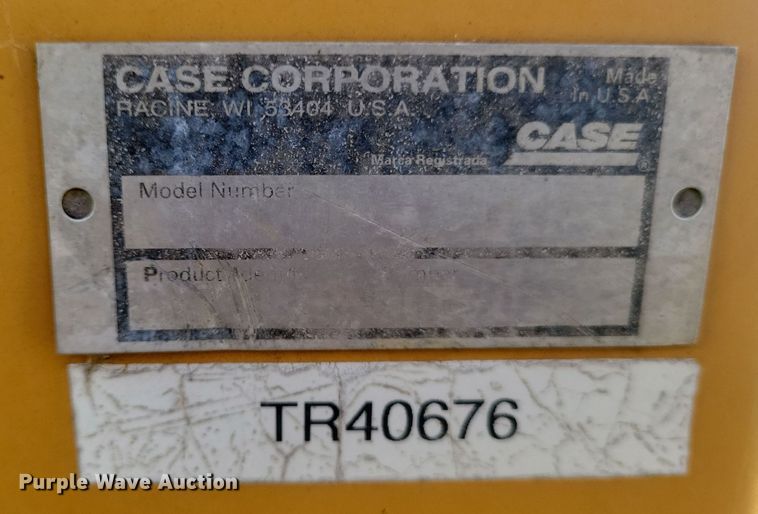 image for item DQ3785 Case Maxi Sneaker Series C vibratory cable plow