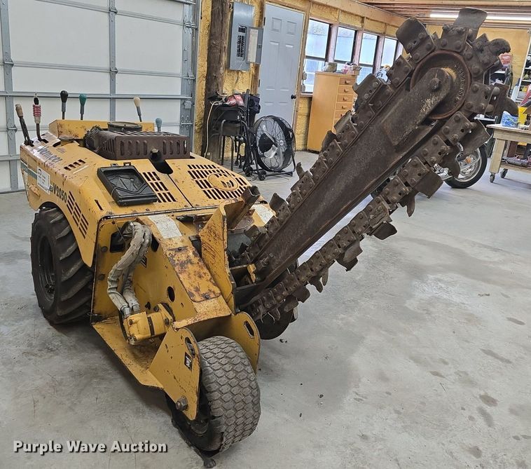 image for item DQ5299 1999 Vermeer V2050 trencher