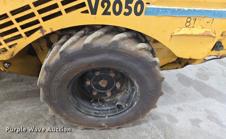 image for item DQ5299 1999 Vermeer V2050 trencher