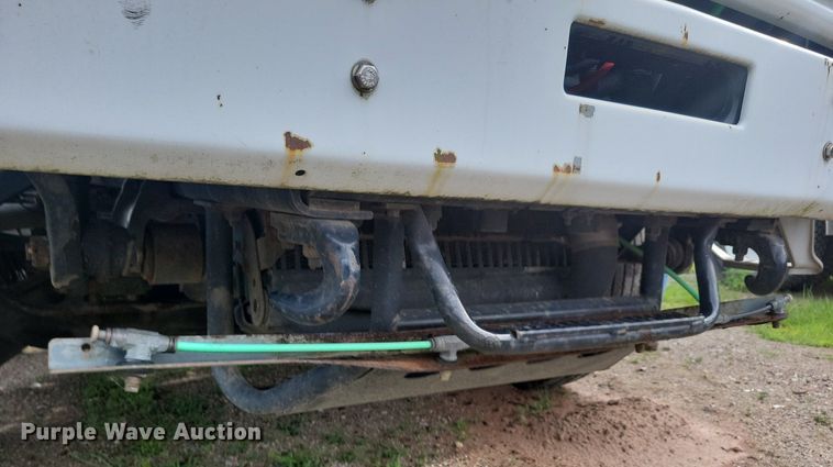 image for item DR4314 2004 Sterling SC8000 street sweeper truck