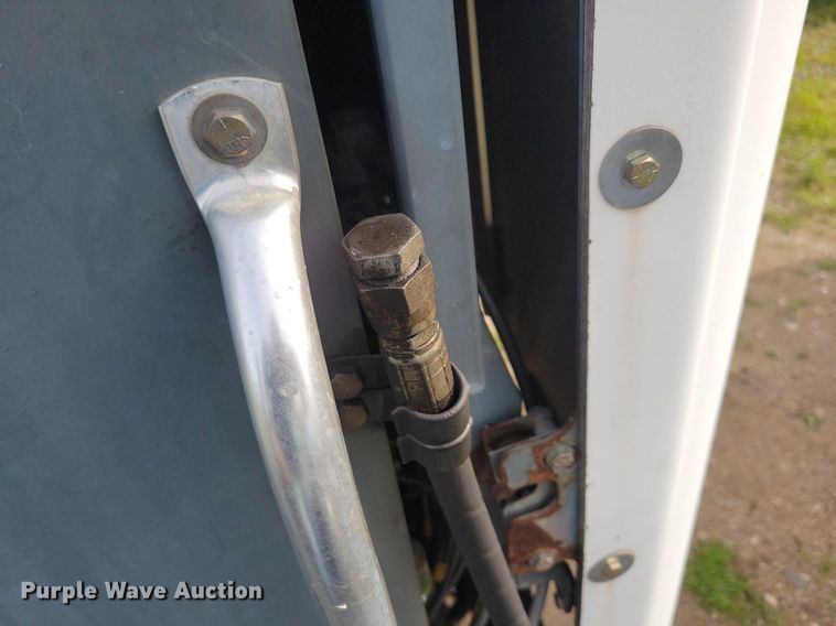 image for item DR4314 2004 Sterling SC8000 street sweeper truck