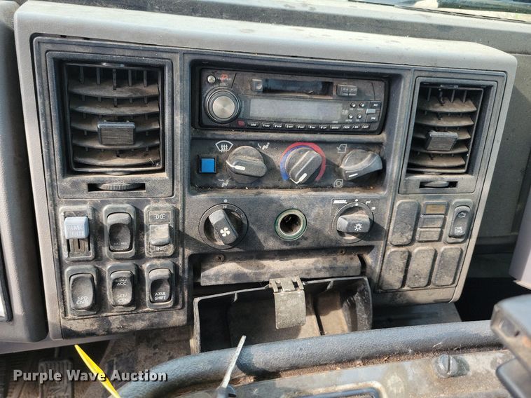 image for item DR4314 2004 Sterling SC8000 street sweeper truck