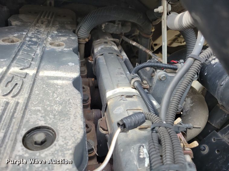 image for item DR4314 2004 Sterling SC8000 street sweeper truck