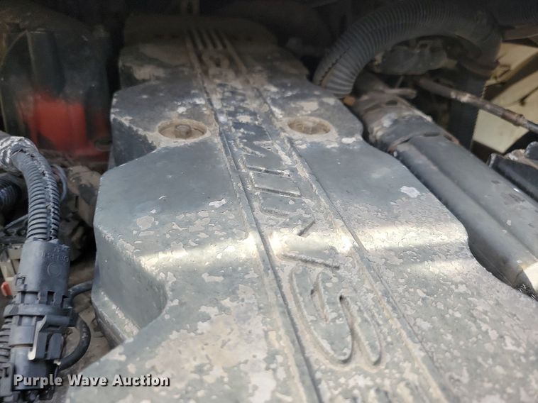 image for item DR4314 2004 Sterling SC8000 street sweeper truck