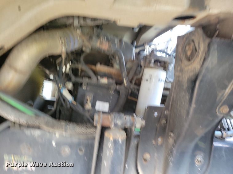 image for item DR4314 2004 Sterling SC8000 street sweeper truck