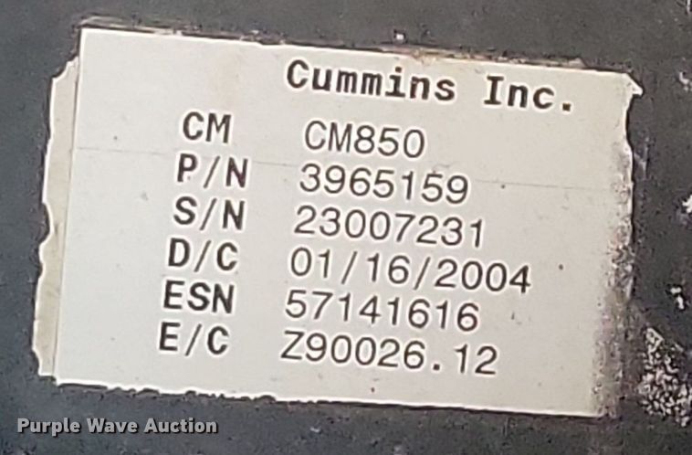 image for item DR4314 2004 Sterling SC8000 street sweeper truck