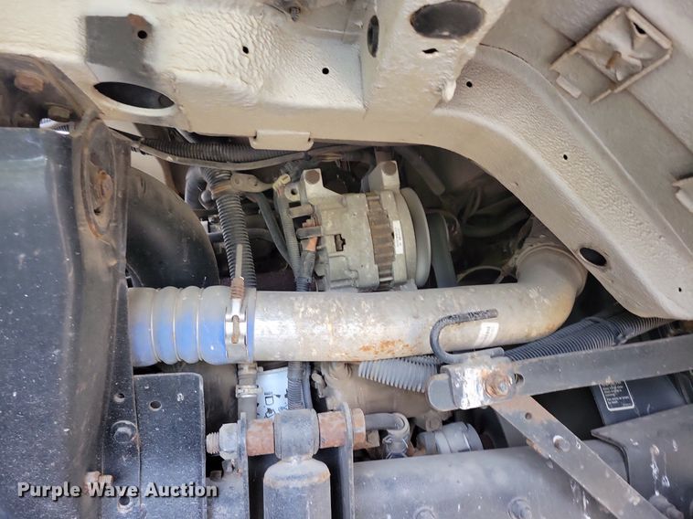 image for item DR4314 2004 Sterling SC8000 street sweeper truck