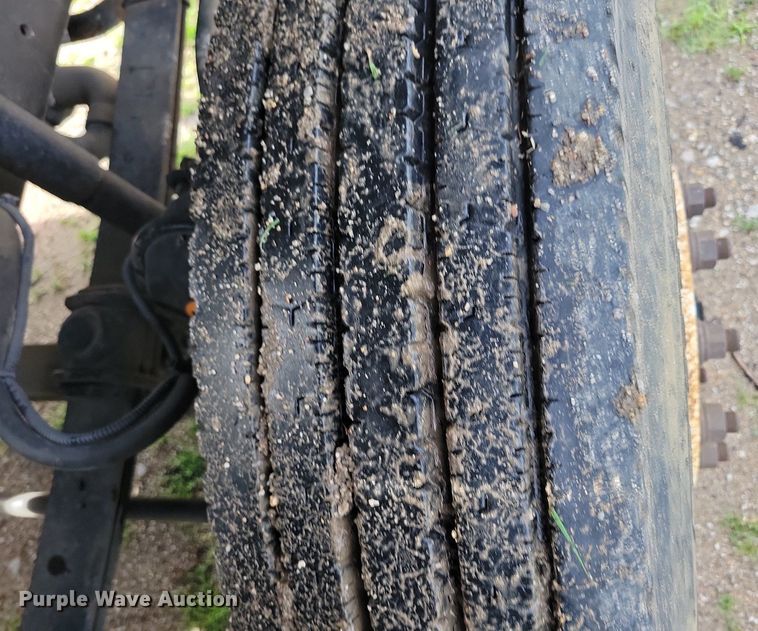 image for item DR4314 2004 Sterling SC8000 street sweeper truck