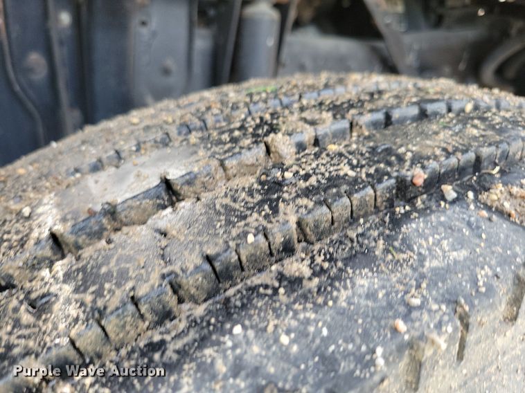 image for item DR4314 2004 Sterling SC8000 street sweeper truck