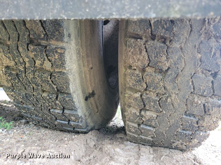 image for item DR4314 2004 Sterling SC8000 street sweeper truck