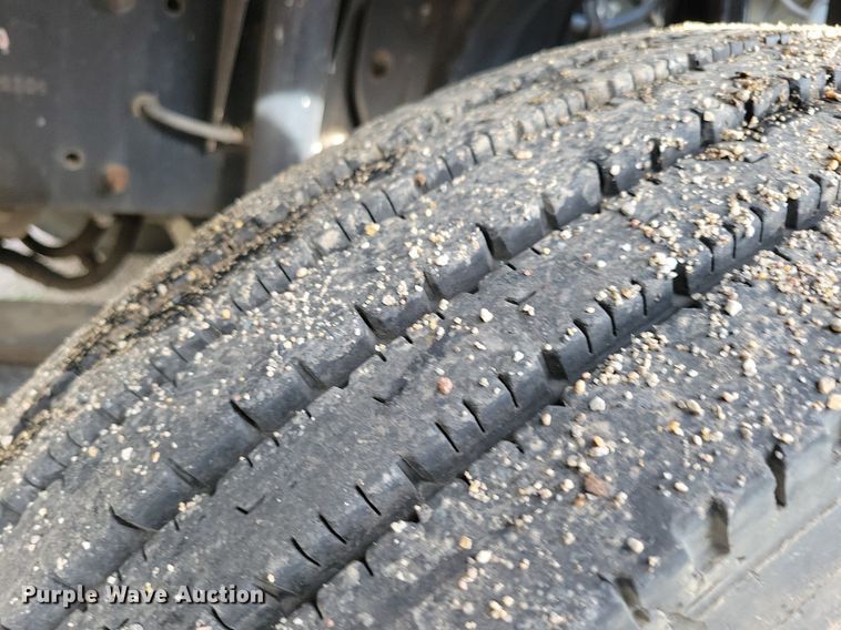 image for item DR4314 2004 Sterling SC8000 street sweeper truck