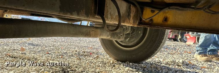 image for item DS3141 2010 Vermeer BC1500 wood chipper