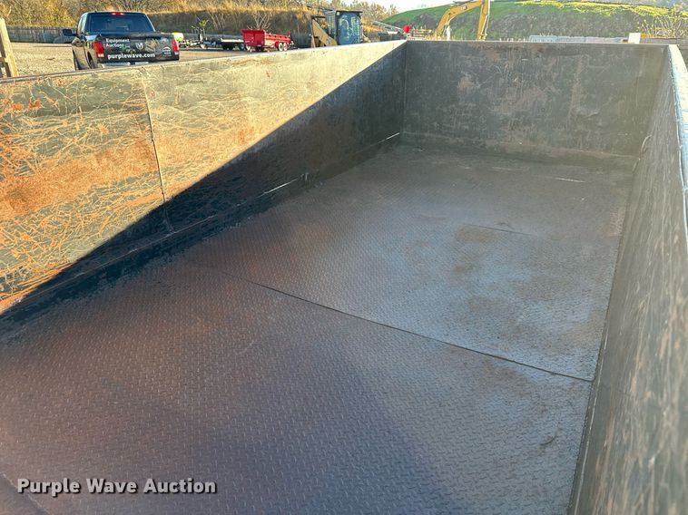 image for item DS3143 2016 Maxey equipment trailer