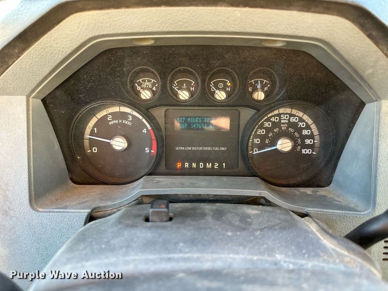 image for item DS3145 2011 Ford F550 chipper truck