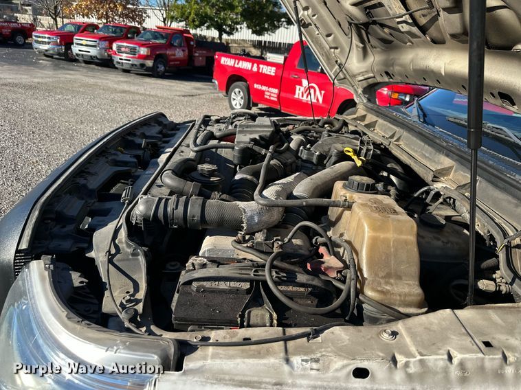 image for item DS3145 2011 Ford F550 chipper truck