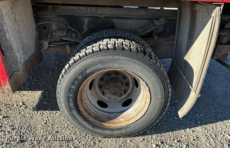 image for item DS3145 2011 Ford F550 chipper truck