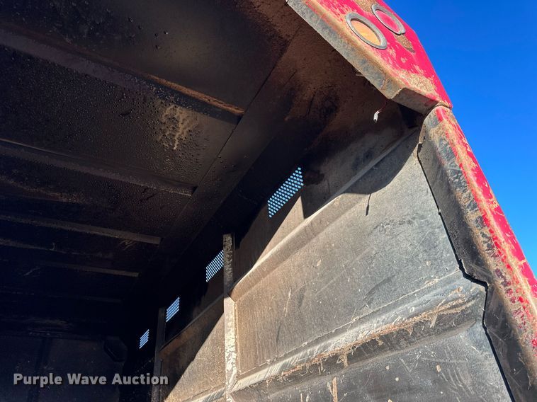 image for item DS3146 2006 Chevrolet C6500 chipper truck