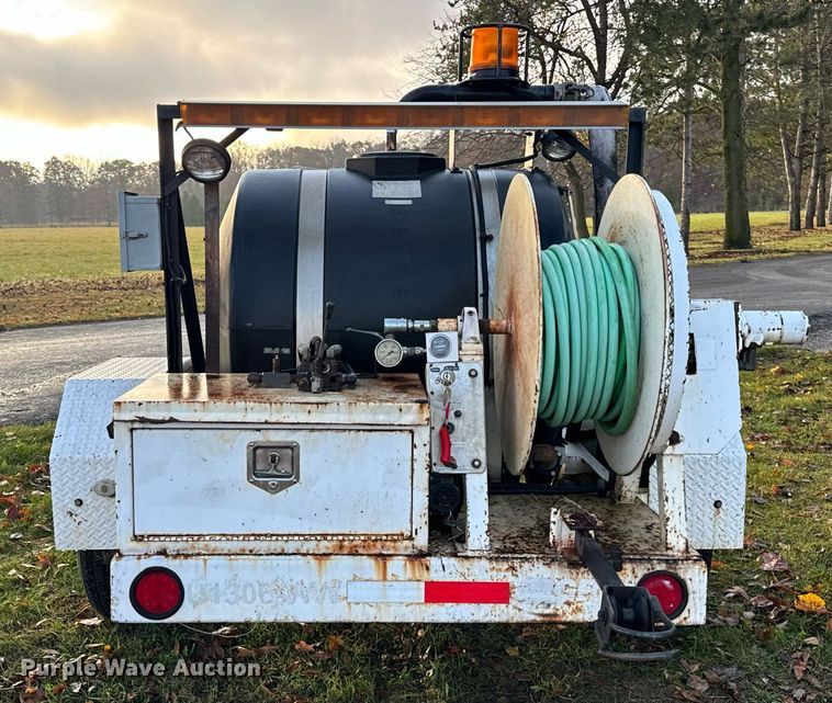 image for item DT2119 2003 Pipehunter 21711 sewer jetter trailer