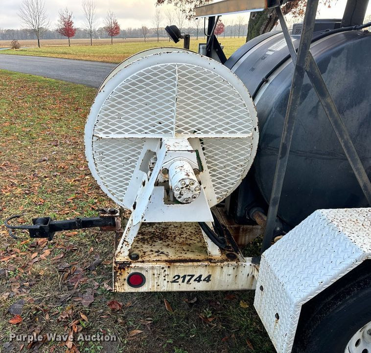 image for item DT2119 2003 Pipehunter 21711 sewer jetter trailer