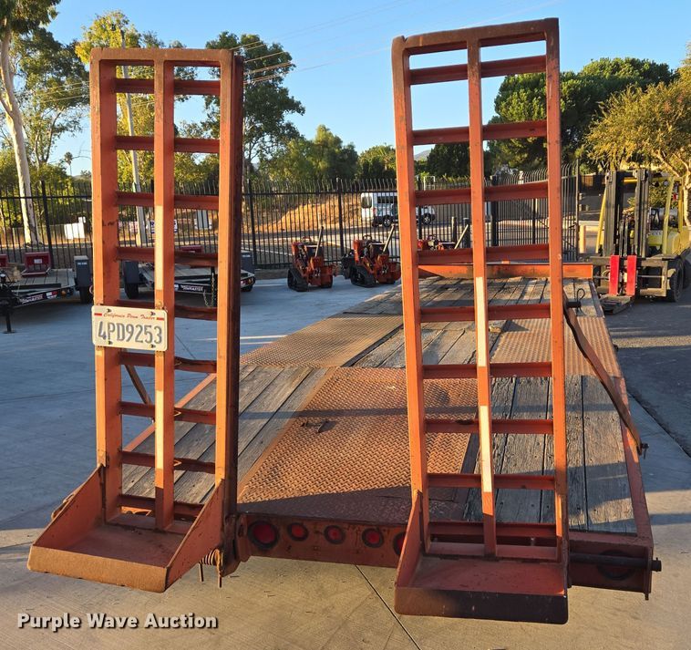 image for item DT5315 2001 Shur Shar ST-24-19DR equipment trailer