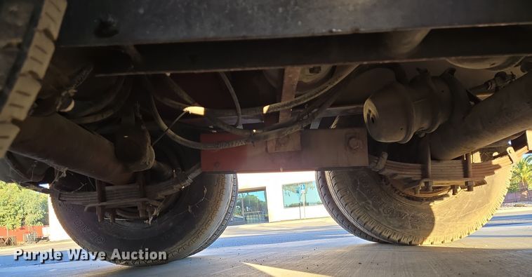 image for item DT5315 2001 Shur Shar ST-24-19DR equipment trailer