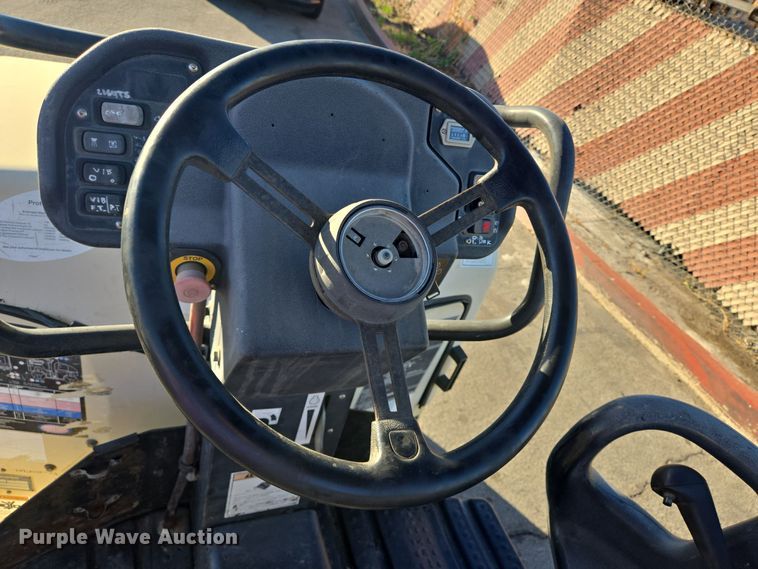 image for item DT5317 2002 Ingersoll Rand DD-28HF double drum vibratory roller