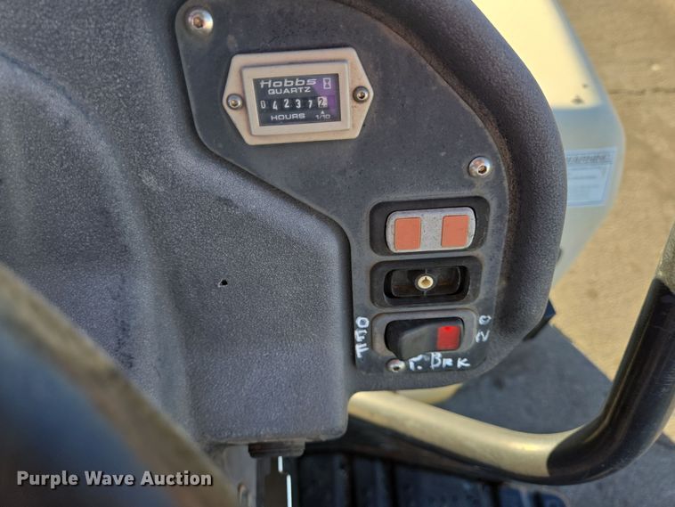 image for item DT5317 2002 Ingersoll Rand DD-28HF double drum vibratory roller