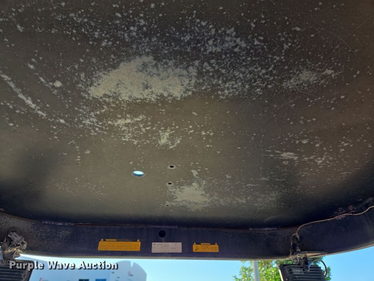 image for item DT5317 2002 Ingersoll Rand DD-28HF double drum vibratory roller