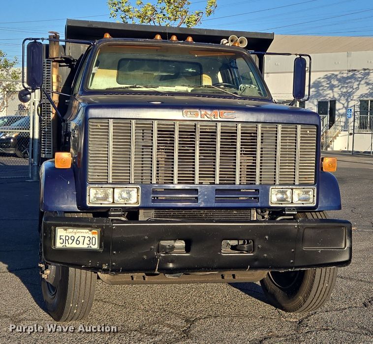 image for item DT5318 1990 GMC 7000 dump truck