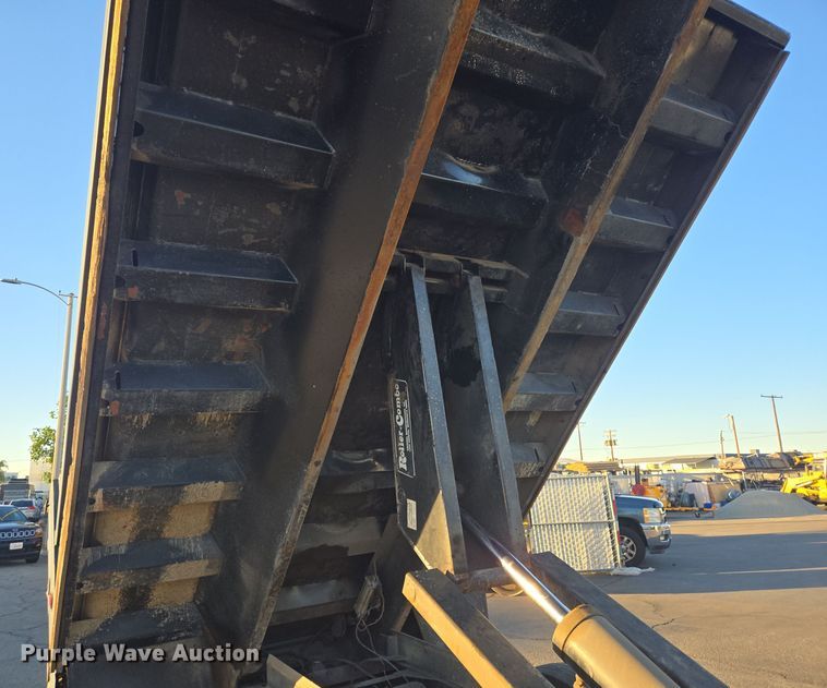 image for item DT5318 1990 GMC 7000 dump truck