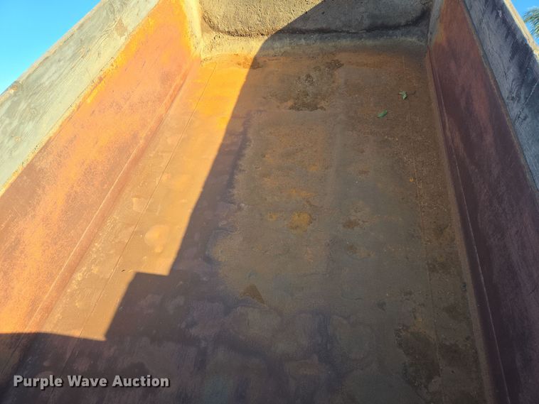 image for item DT5318 1990 GMC 7000 dump truck