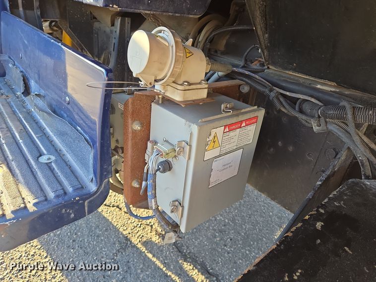 image for item DT5318 1990 GMC 7000 dump truck