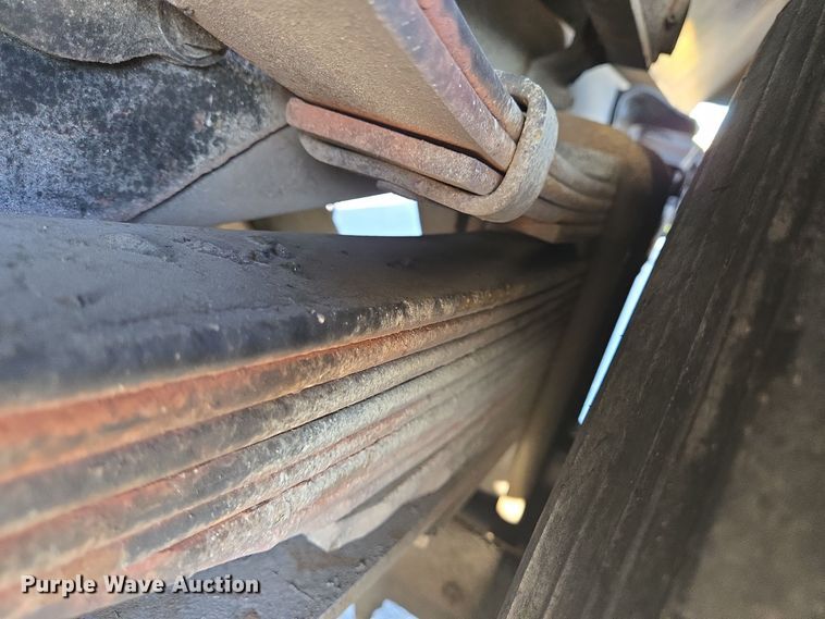 image for item DT5318 1990 GMC 7000 dump truck