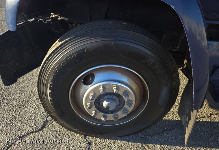 image for item DT5318 1990 GMC 7000 dump truck