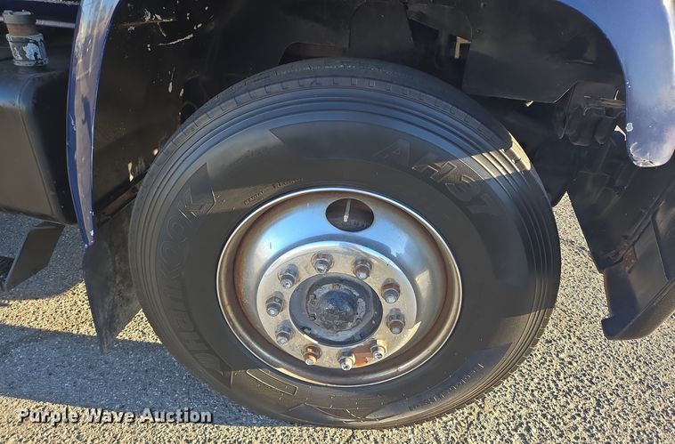 image for item DT5318 1990 GMC 7000 dump truck