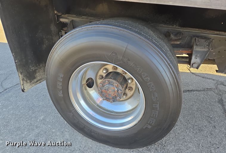 image for item DT5318 1990 GMC 7000 dump truck