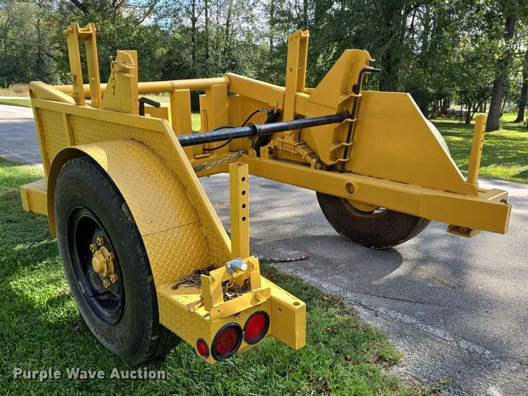 image for item DT5332 1984 Butler reel trailer